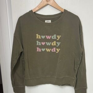 Pact Green crew sweatshirt with “Howdy” written on the front 3 times Sz. Medium